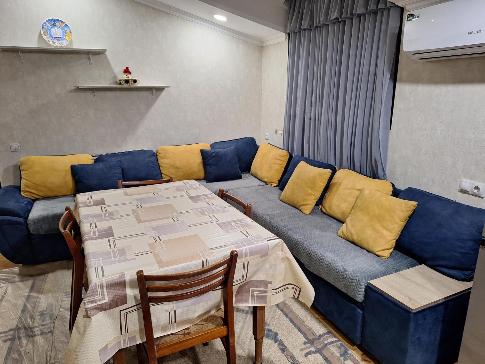 Guest House 15A Kutaisi Bagian luar foto