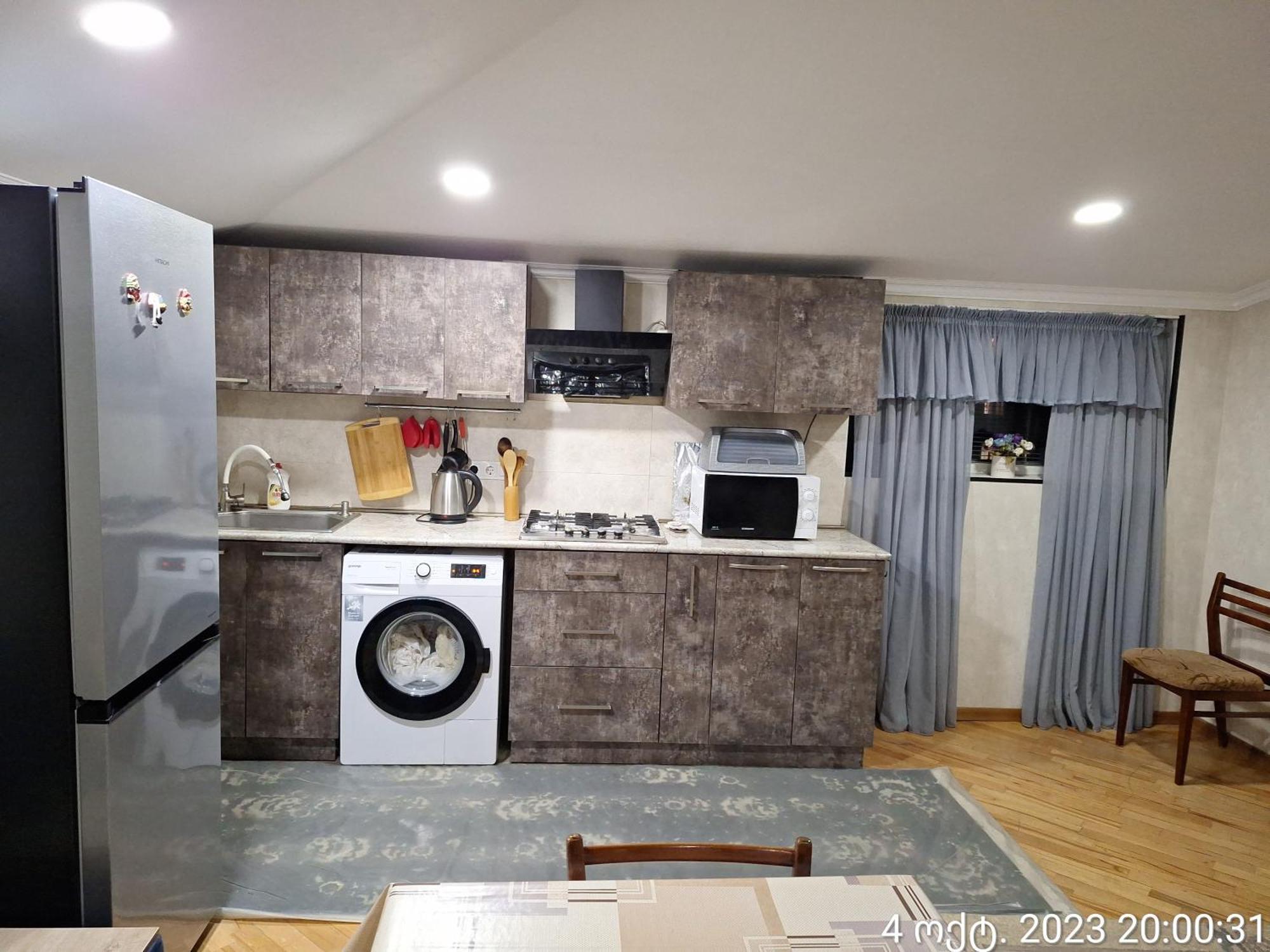 Guest House 15A Kutaisi Bagian luar foto